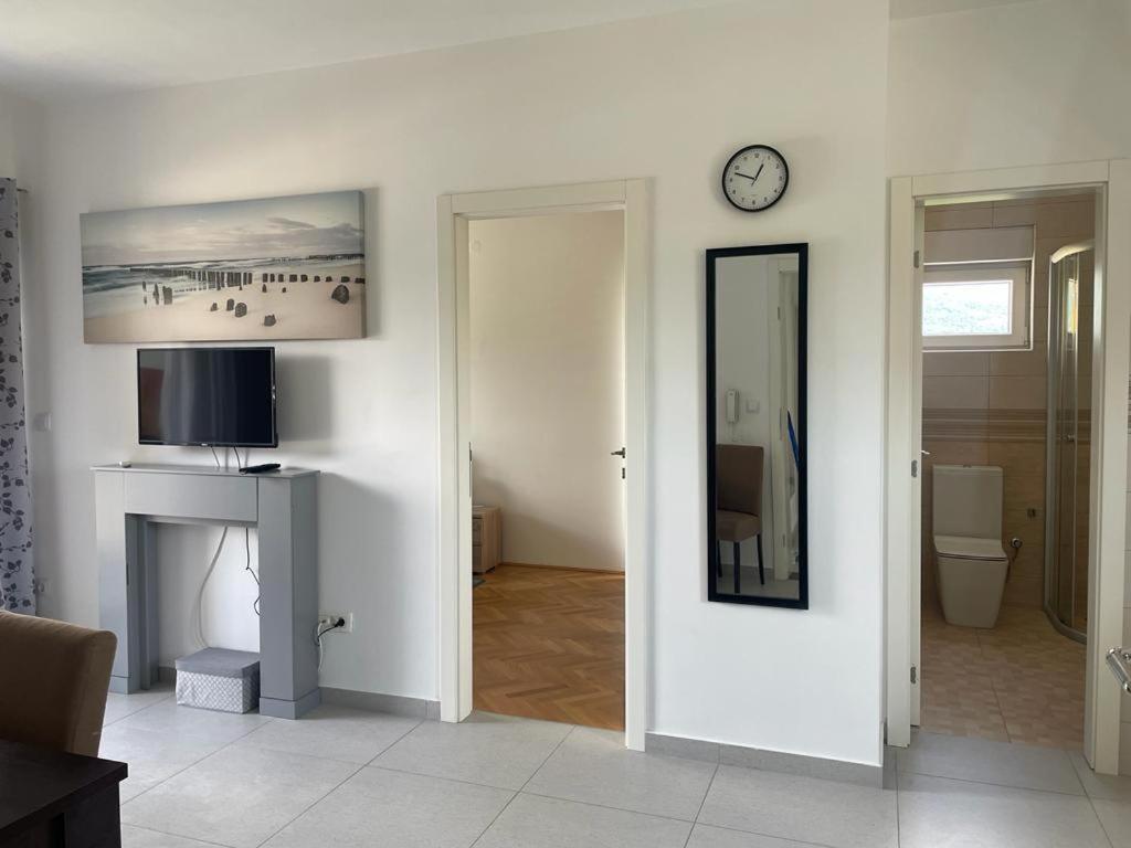 Kristina Apartments Τίβατ Εξωτερικό φωτογραφία