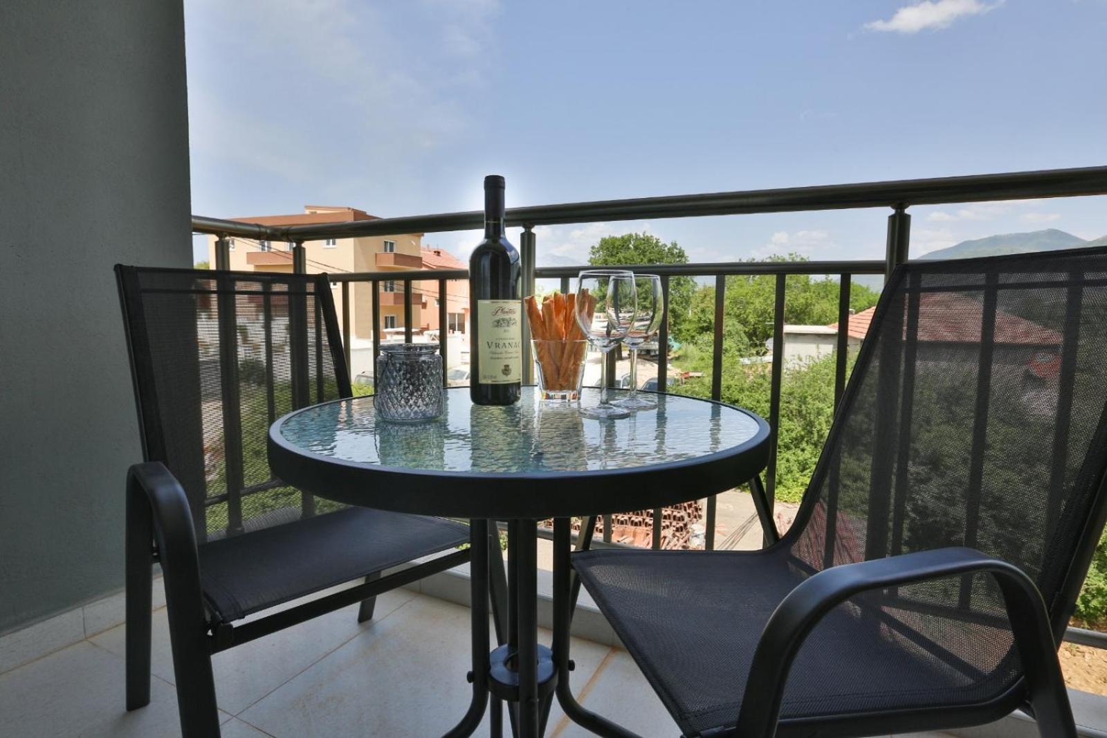Kristina Apartments Τίβατ Εξωτερικό φωτογραφία