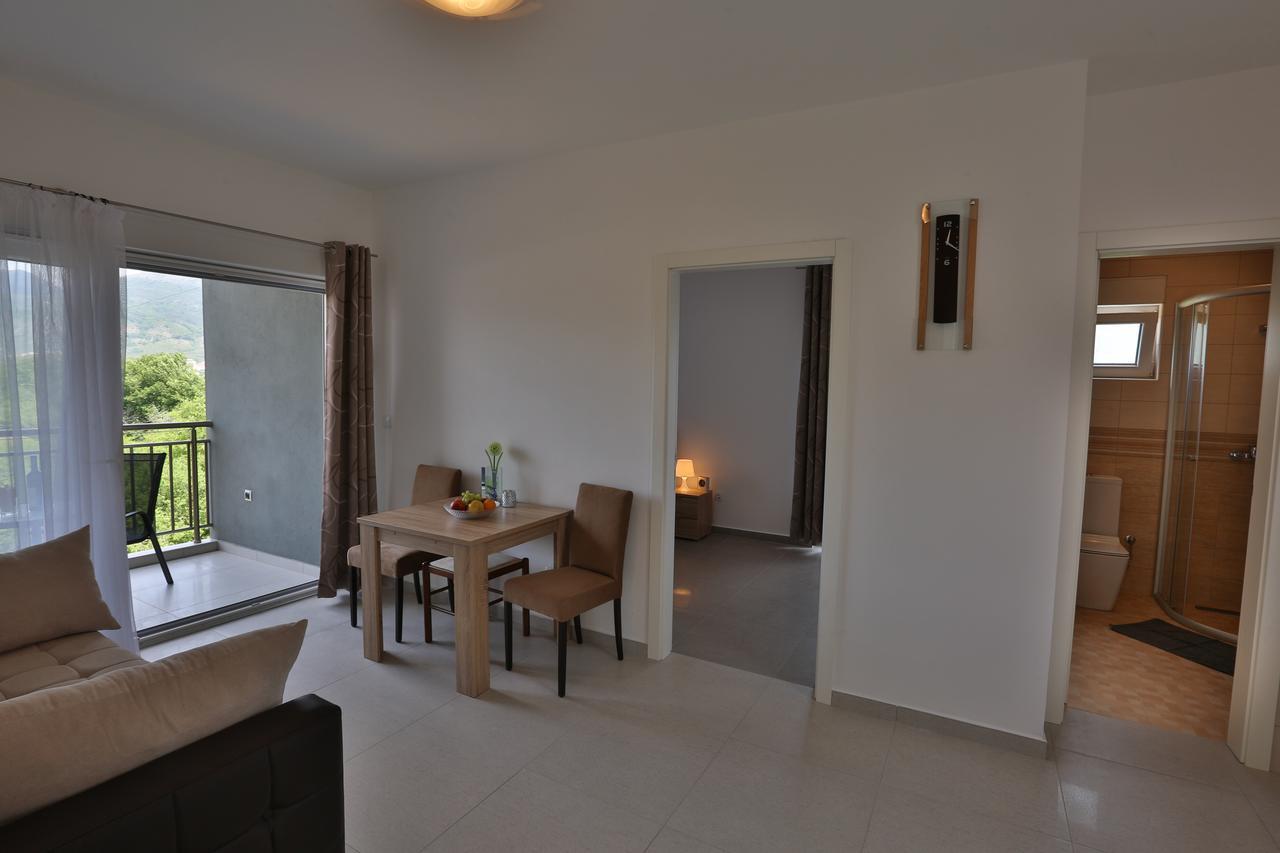 Kristina Apartments Τίβατ Εξωτερικό φωτογραφία