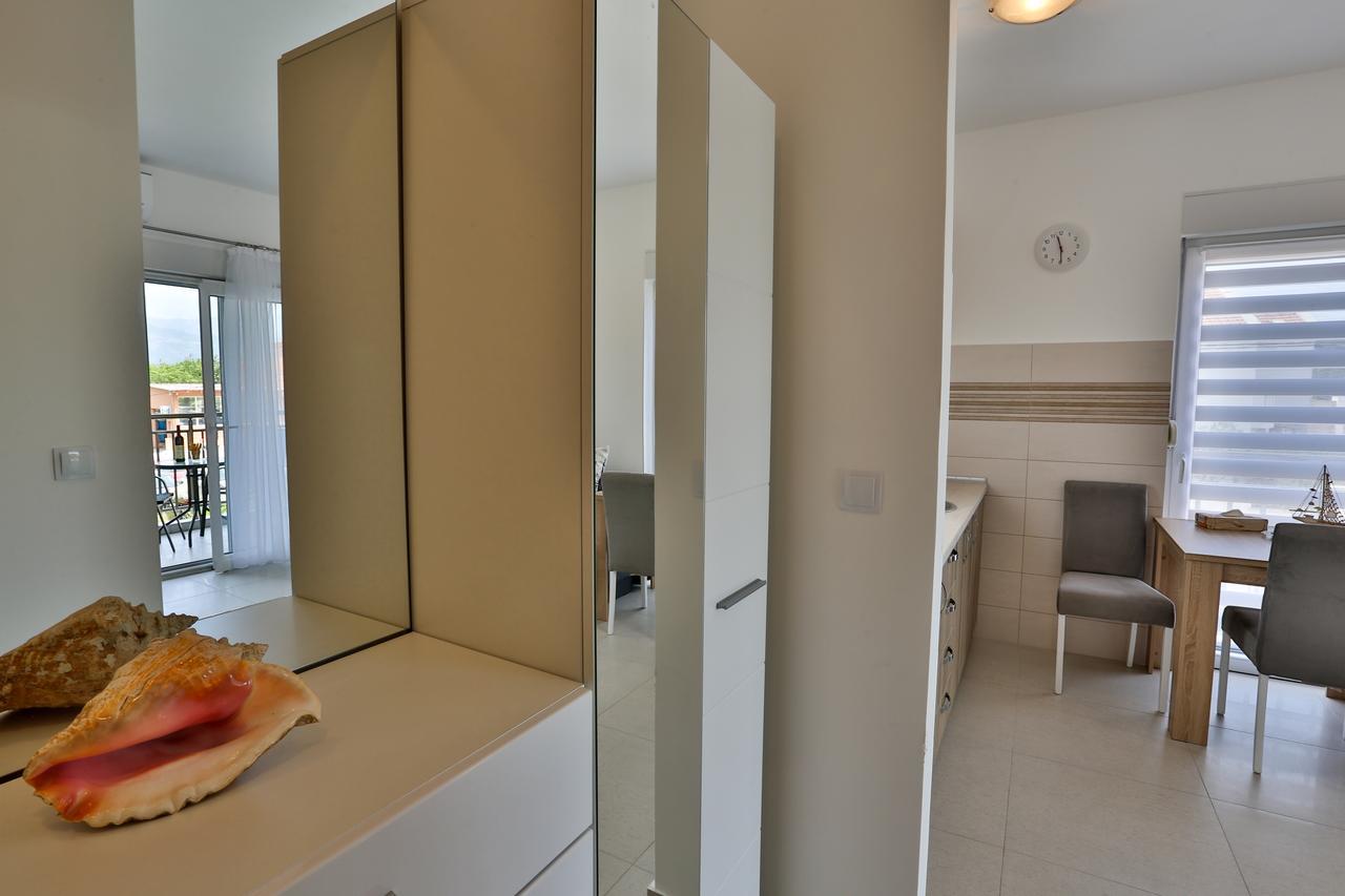Kristina Apartments Τίβατ Εξωτερικό φωτογραφία