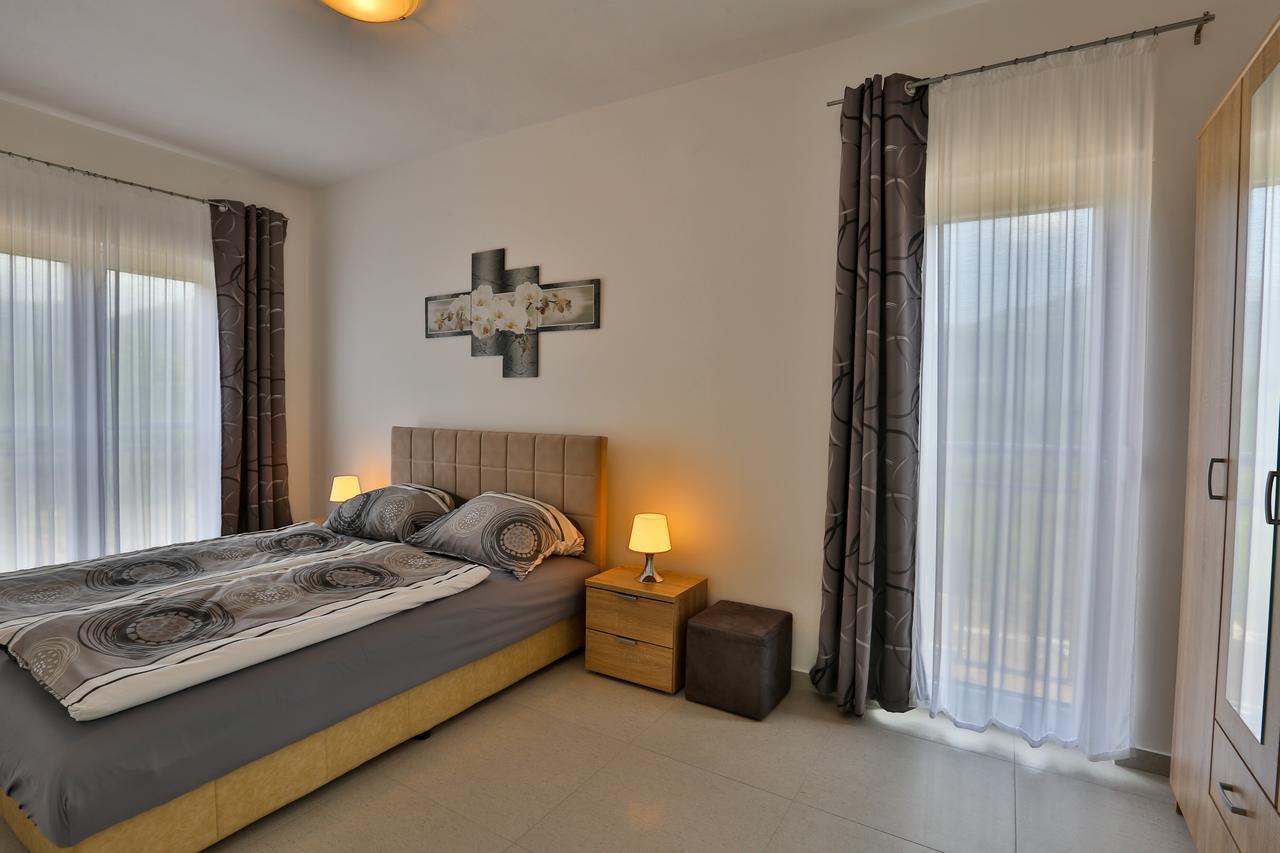 Kristina Apartments Τίβατ Εξωτερικό φωτογραφία