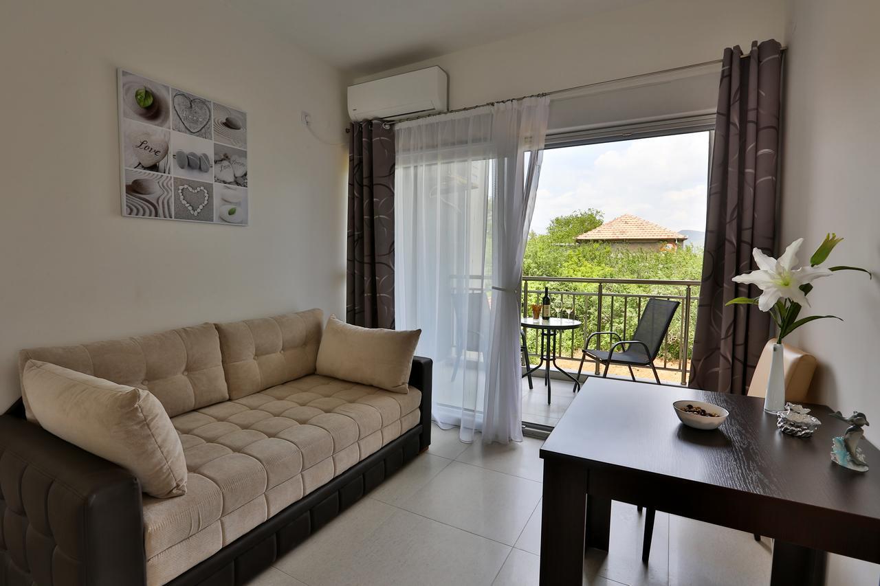 Kristina Apartments Τίβατ Εξωτερικό φωτογραφία